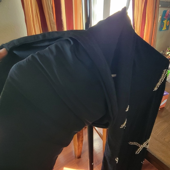 Warm shawl - Picture 2 of 3